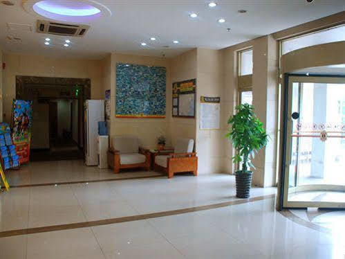 Super 8 Hotel Qingdao Shanning Exterior photo